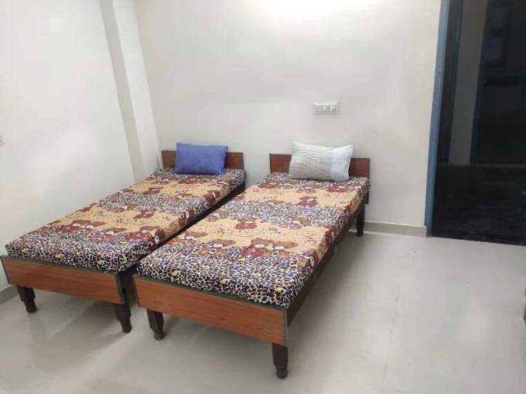 Bedroom, udyog vihar phase 1 Pg For Boys & Girls In Udyog Vihar Phase 1 10697936