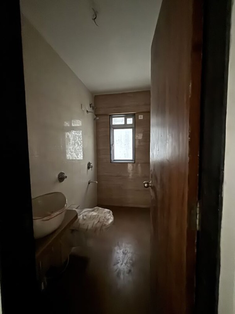 Washroom, sheela-smruti-apartment 2 Bedroom 638 Sq.Ft. Apartment In Vile Parle East Mumbai 10697946