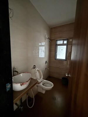 Washroom in 2 BHK Apartment at Sheela Smruti Apartment, Vile Parle East – for Sale