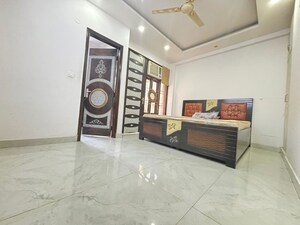Room in 2 BHK Apartment at Freedom Fighters Enclave – for Rent
