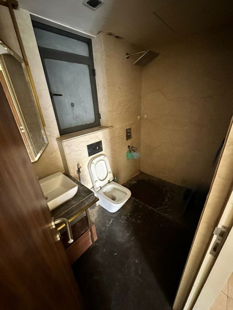Bathroom, lodha-sterling 2 Bedroom 1000 Sq.Ft. Apartment In Kolshet Road Thane 10697983