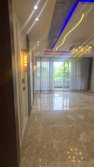 4 BHK Builder Floor For Sale in Malibu Town