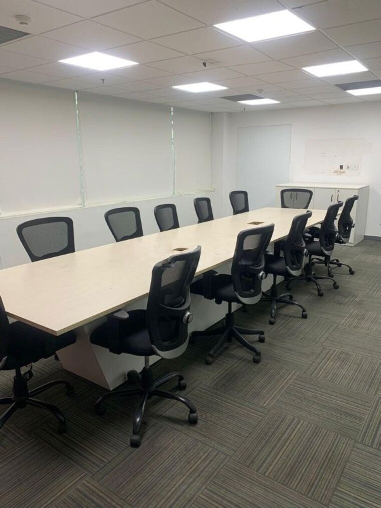 Team Area, tukoganj Commercial Office Space 2100 Sq.Ft. In Tukoganj Indore 10698021