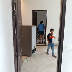 Bathroom in 2 BHK Builder Floor at Ansal Sushant Apartments, Sushant Lok I – for Rent