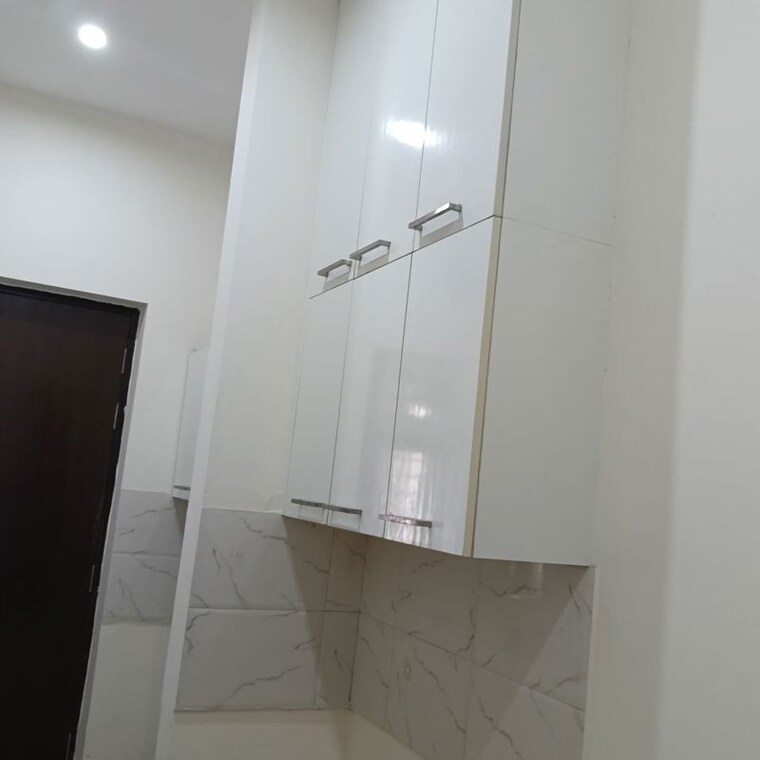 Bathroom, ansal-sushant-apartments 3 Bedroom 1450 Sq.Ft. Apartment In Sushant Lok I Gurgaon 10698028