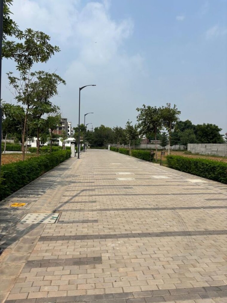 Garden, sector 86  178 Sq.Yd. Plot In Sector 86 Faridabad 10698035