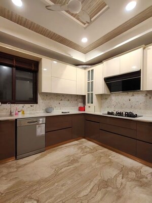 Kitchen in 4 BHK Builder Floor at BPTP Amstoria, Sector 102 – for Sale