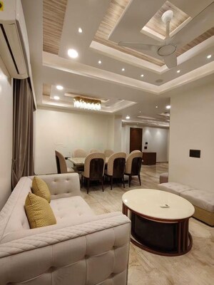 4 BHK Builder Floor For Sale in BPTP Amstoria, Sector 102