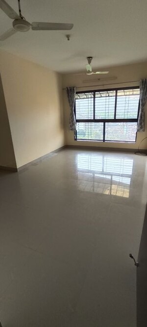 2 BHK Apartment For Rent in Hubtown Greenwoods, Vartak Nagar