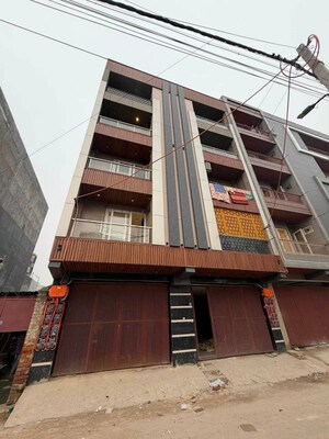 2 BHK Builder Floor – Exterior View View at Uttam Nagar - for Sale