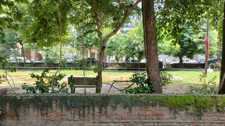 Garden, vasundhara sector 1 4 Bedroom 72 Sq.Mt. Independent House In Vasundhara Sector 1 Ghaziabad 10698025