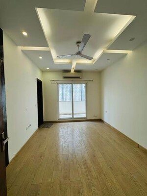 Room in 2 BHK Apartment at Conscient Habitat 102, Sector 102 – for Sale