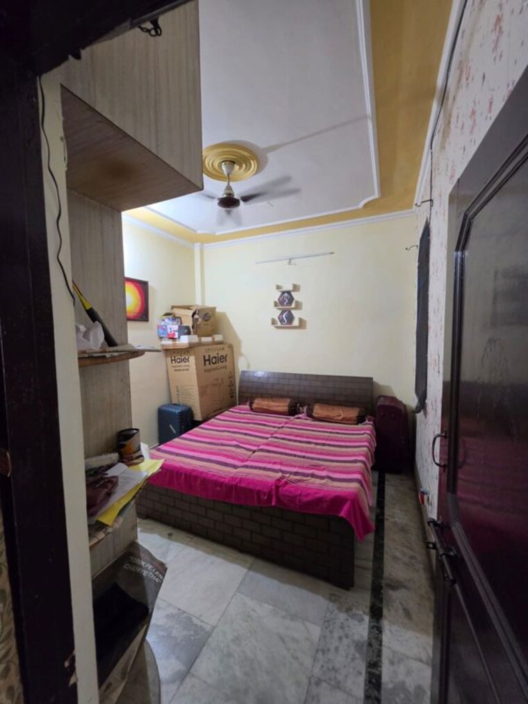 Bedroom, sector 5 wave city 3 Bedroom 1200 Sq.Ft. Builder Floor In Sector 5 Wave City Ghaziabad 10698171