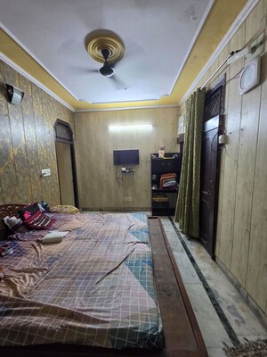 Bedroom in 3 BHK Builder Floor at Sector 5 Wave City – for Sale