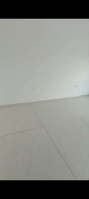 Furnished Amenities in 3 BHK Apartment at Prachi CHS, Navpada – for Rent
