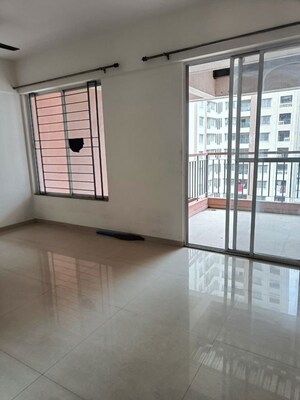 Room in 2 BHK Apartment at Vision Starwest Phase 1, Tathawade – for Rent