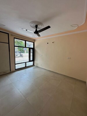 Room in 3 BHK Apartment at Homeland Global Park CP Atelier, Industrial Area – for Rent