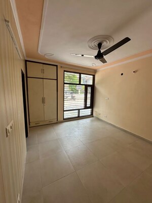 Room in 3 BHK Apartment at Homeland Global Park CP Atelier, Industrial Area – for Rent