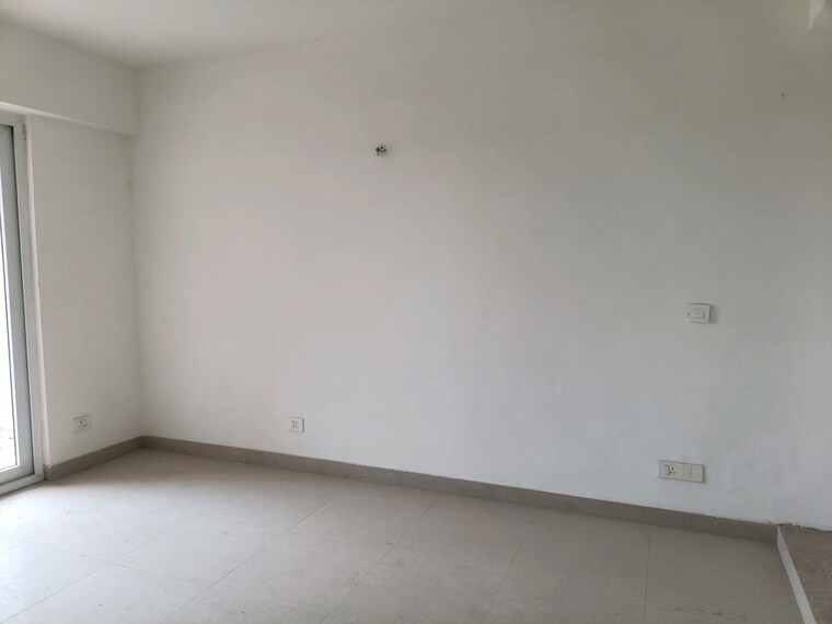 Room, sector 23 4 Bedroom 2200 Sq.Ft. Builder Floor In Sector 23 Gurgaon 10698210