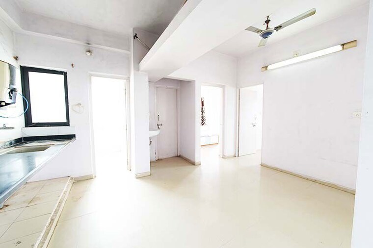 Room, godhavi 2 Bedroom 132 Sq.Yd. Apartment In Godhavi Ahmedabad 10698103