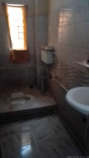 Bathroom in 1 BHK Apartment at Chandmari – for Rent