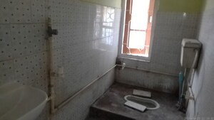 Bathroom in 1 BHK Apartment at Chandmari – for Rent