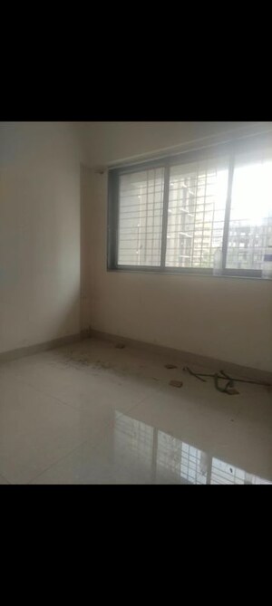 Room in 1 BHK Apartment at Goregaon West – for Rent