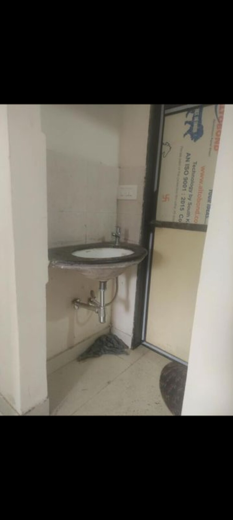 Bathroom, goregaon west 1 Bedroom 360 Sq.Ft. Apartment In Goregaon West Mumbai 10698187