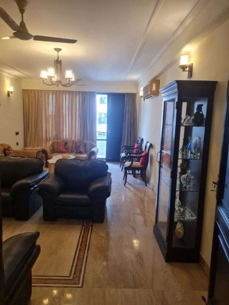 Living Room, ambience-island-lagoon 3.5 Bedroom 3215 Sq.Ft. Apartment In Sector 24 Gurgaon 10698225