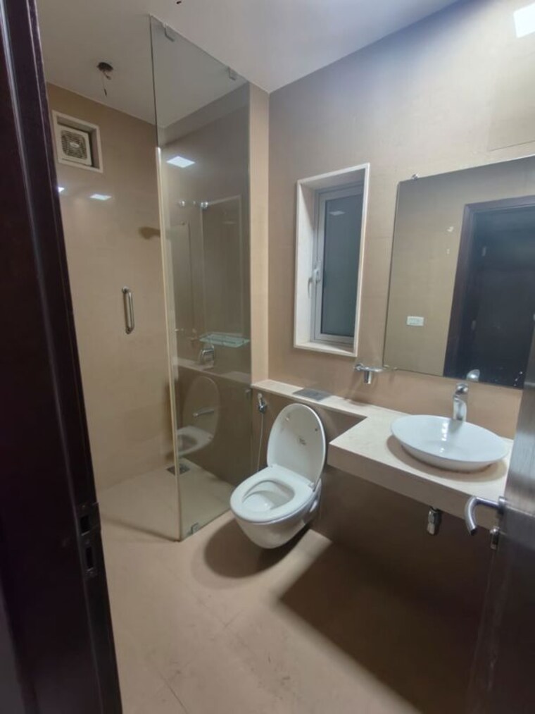 Bathroom, oberoi-exquisite-goregaon 3 Bedroom 1690 Sq.Ft. Apartment In Goregaon East Mumbai 10698211