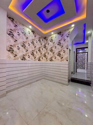 Master Plan in 3.5 BHK Independent House at Uttam Nagar – for Sale