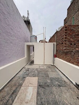 Balcony in 3.5 BHK Independent House at Uttam Nagar – for Sale