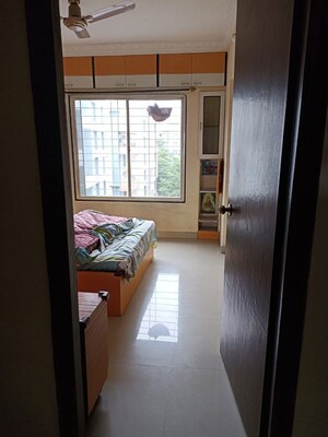 Room in 2 BHK Apartment at GK Rose Icon, Pimple Saudagar – for Rent
