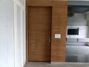 Furnished Amenities in 3 BHK Builder Floor at Sector 23a – for Rent
