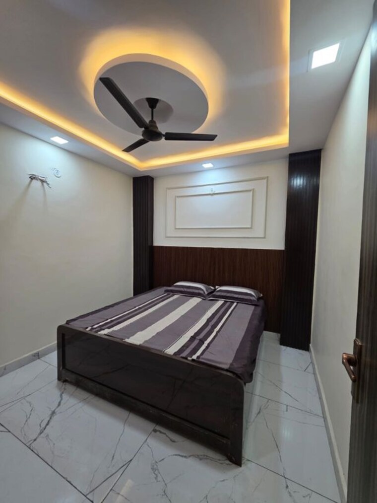 Bedroom, dwarka mor 2 Bedroom 55 Sq.Yd. Builder Floor In Dwarka Mor Delhi 10698303