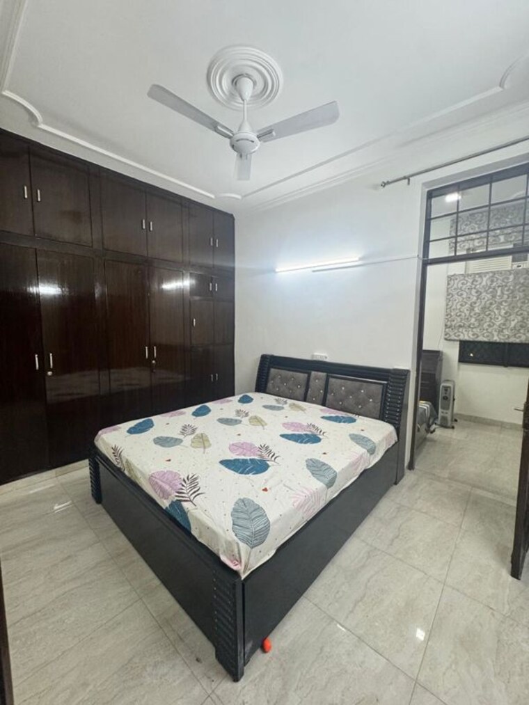 Bedroom, lajpat nagar ii 2.5 Bedroom 900 Sq.Ft. Builder Floor In Lajpat Nagar ii Delhi 10698281