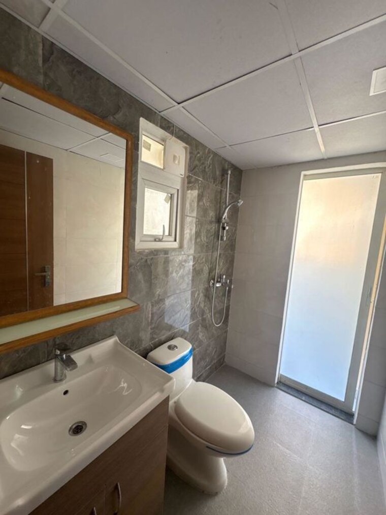 Kitchen, sector 21 3 Bedroom 1500 Sq.Ft. Builder Floor In Sector 21 Gurgaon 10698317