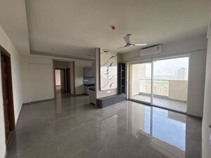 Room in 3 BHK Builder Floor at Sector 21 – for Rent