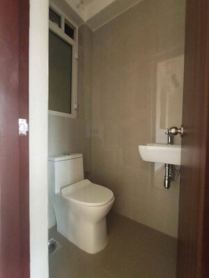 Bathroom in 1 BHK Apartment at Indiabulls One Indiabulls, Pokhran Road No Two – for Rent