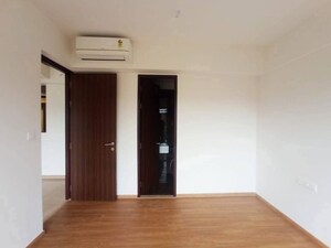 Bedroom in 1 BHK Apartment at Indiabulls One Indiabulls, Pokhran Road No Two – for Rent