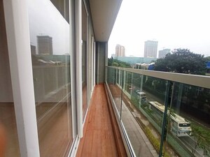 Balcony in 1 BHK Apartment at Indiabulls One Indiabulls, Pokhran Road No Two – for Rent