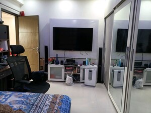 Living Room in 3 BHK Builder Floor at Sector 22 – for Rent