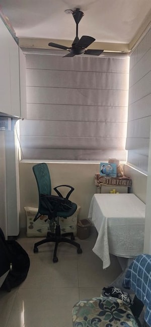 Bathroom in 3.5 BHK Apartment at Supertech Cape Town, Sector 74 – for Sale