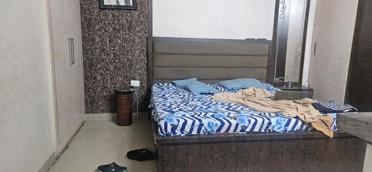Bedroom, supertech-cape-town 3.5 Bedroom 1625 Sq.Ft. Apartment In Sector 74 Noida 10698354