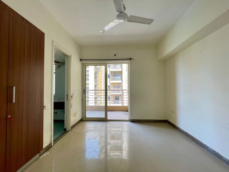 Room, sector 20 3.5 Bedroom 1950 Sq.Ft. Apartment In Sector 20 Panchkula 10698374