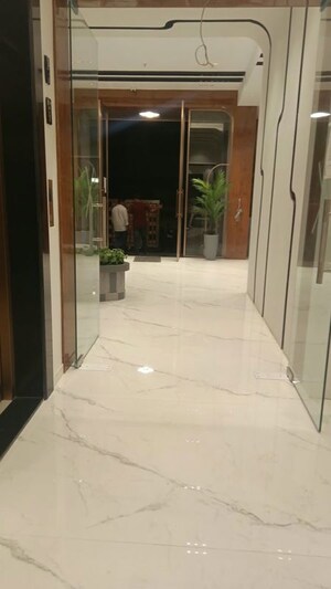 Room in 3 BHK Apartment at Shree Siddhivinayak Park Abode, Dadar West – for Rent