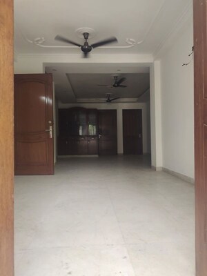 3 BHK Builder Floor For Rent in Kalkaji