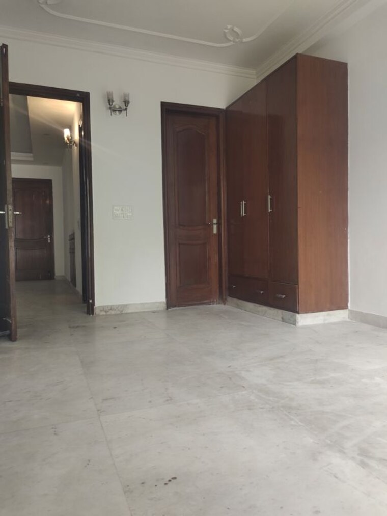 undefined, kalkaji 3 Bedroom 1800 Sq.Ft. Builder Floor In Kalkaji Delhi 10698373