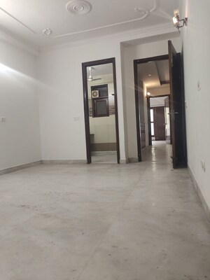Furnished Amenities in 3 BHK Builder Floor at Kalkaji – for Rent