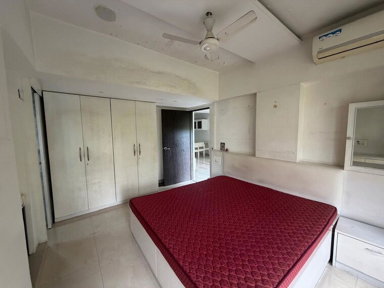 Bedroom, bandra west 3 Bedroom 1250 Sq.Ft. Apartment In Bandra West Mumbai 10698372